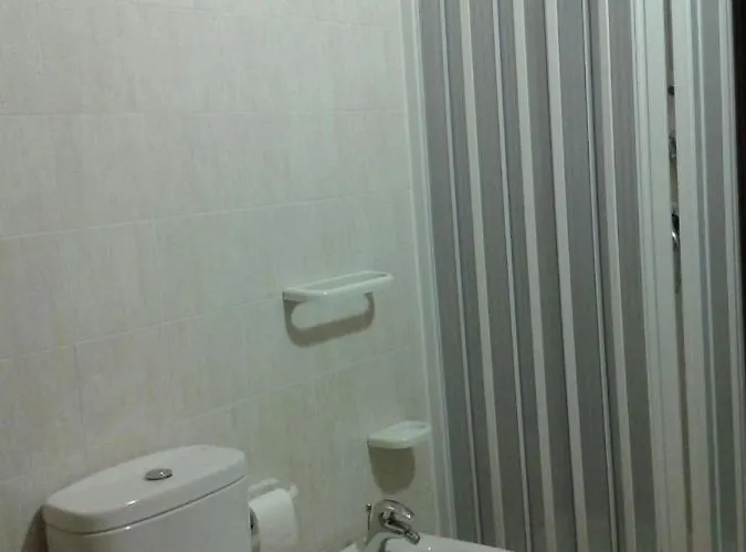 Edelweiss Bed & Breakfast 3*